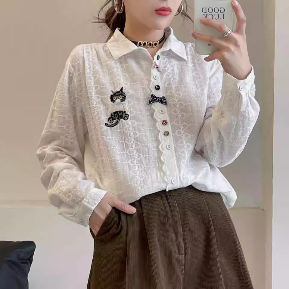 Áo sơ mi cotton thêu hình mèo Dream Box Thu 2022, cổ trụ, tay dài, nhiều màu, cúc áo, dáng rộng, màu trắng