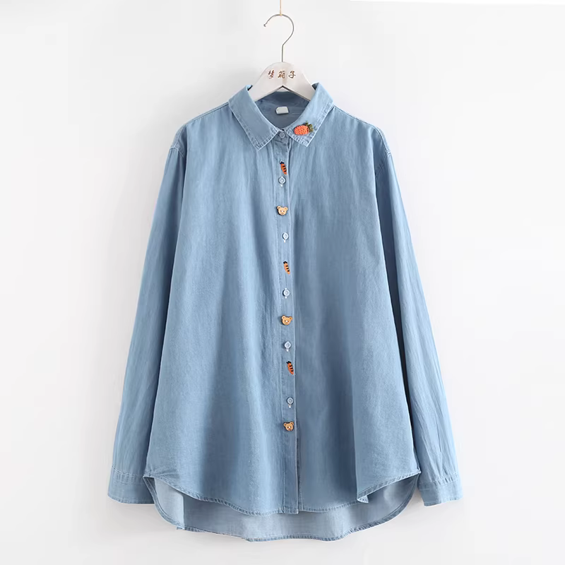 Dream Box 2023 Mùa Xuân Mới Áo Sơ Mi Thêu Cà Rốt Có Nút Gấu Áo Sơ Mi Denim Dài Tay Rộng Cho Nữ