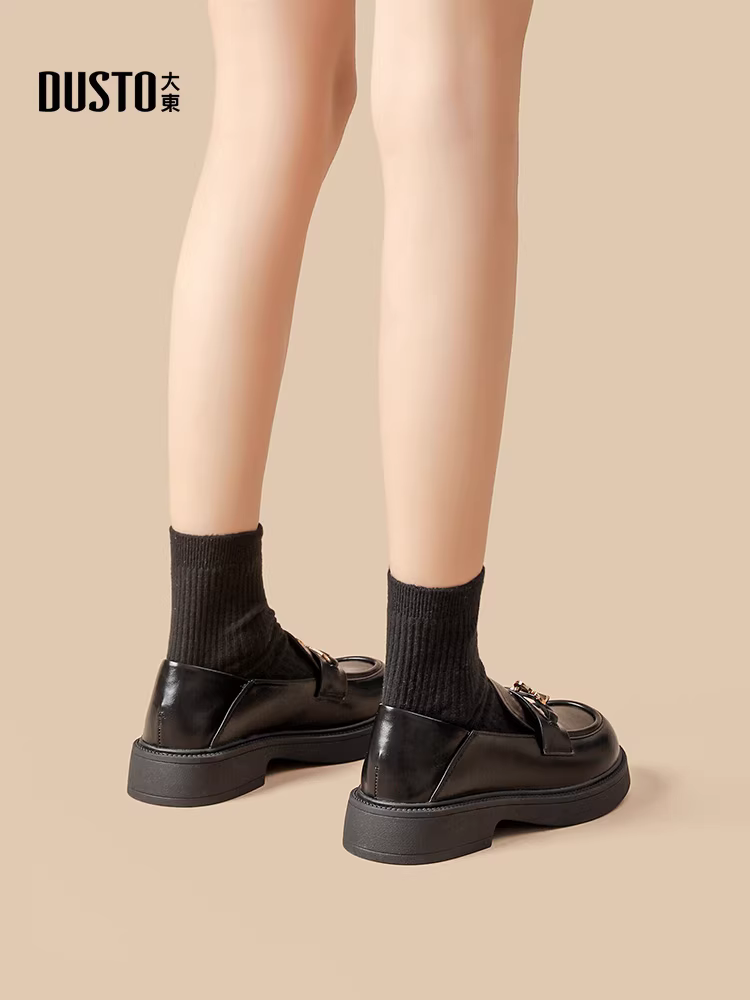 Giày da đa năng Dadong dành cho nữ 2025, kiểu dáng mới thu đông, phong cách sinh viên, giày đơn đế dày, đế mềm, mũi tròn, kiểu lười.