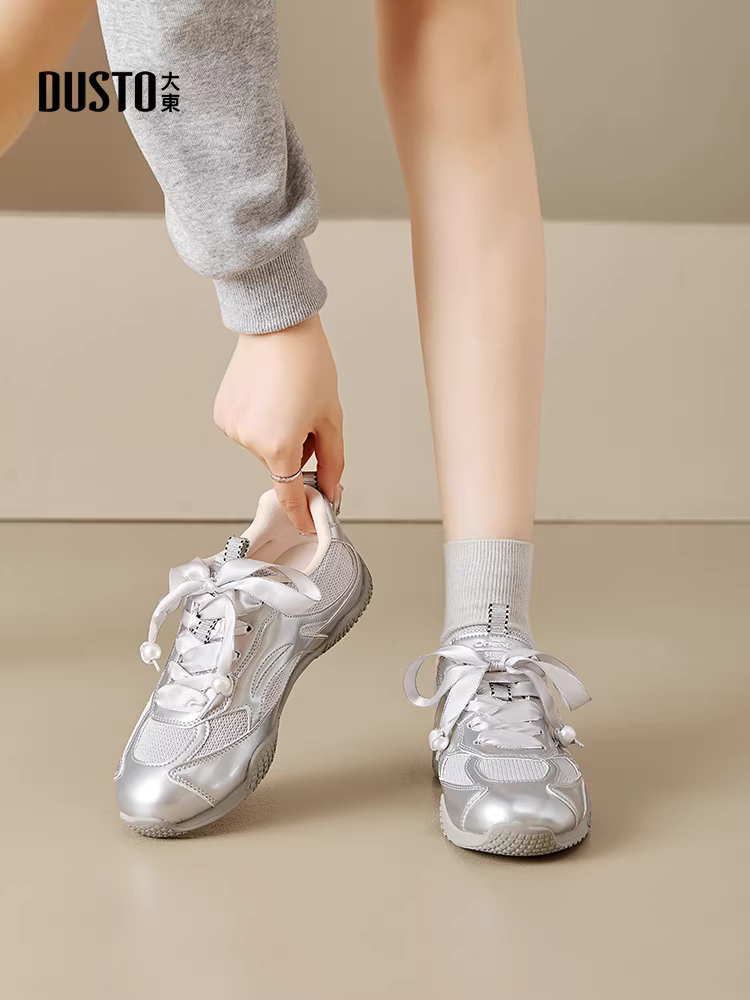 Giày tập múa ba lê Dadong dành cho nữ, mẫu mới 2025, giày màu bạc bán chạy, giày thể thao thường ngày mùa thu đông, giày thể thao đế bằng.