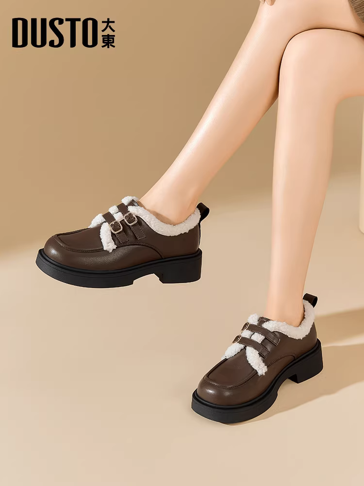 Giày lười nữ lót lông mùa đông 2025, giày lười đế dày mới, giày da nhỏ kiểu Anh.
