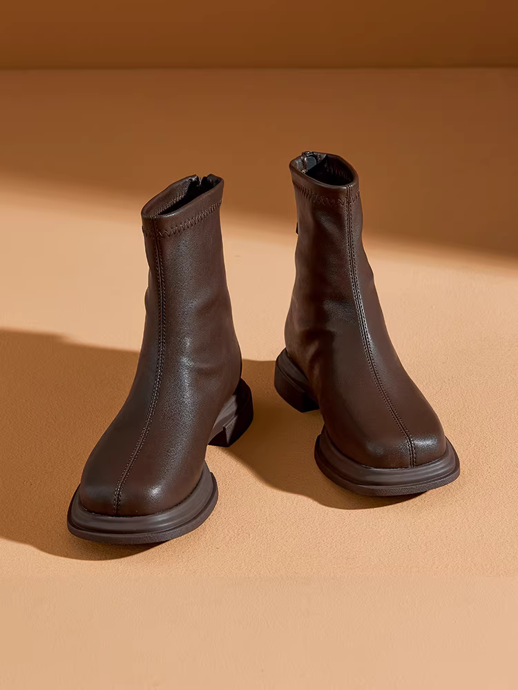 Giày bốt ngắn màu nâu Dadong dành cho nữ, mẫu mới thu đông 2025, giày bốt nữ, giày bốt Martin đế bằng cổ điển, giày Chelsea.