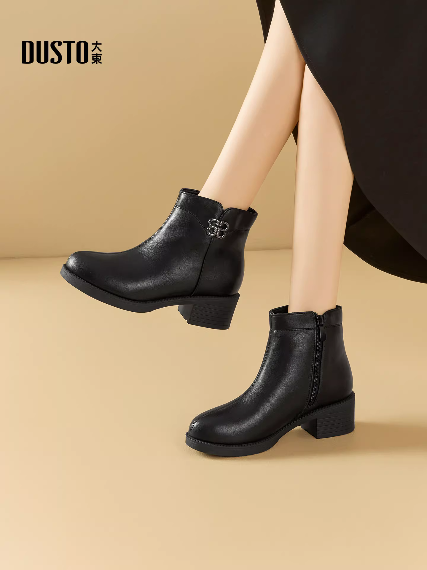 Giày bốt ngắn màu đen Dadong dành cho nữ, giày Chelsea mùa đông 2025 mới dành cho nữ, giày bốt lót lông giữ ấm, giày dành cho mẹ trung niên và người già.