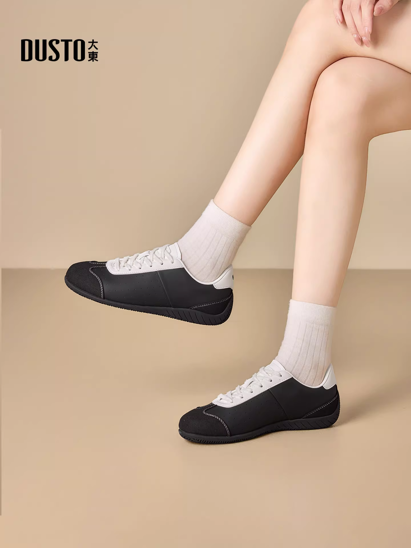 Giày thể thao retro Dadong dành cho nữ, giày thể thao buộc dây mùa thu đông 2025 mới, giày thể thao đế bằng đa năng, phong cách thường ngày.