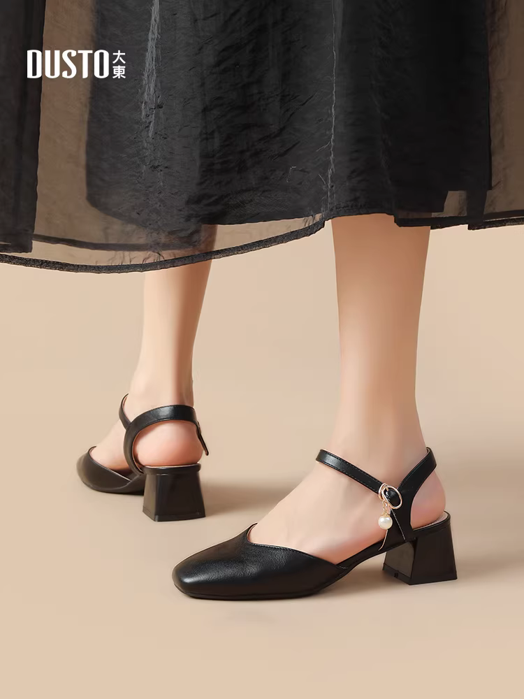 Dép cao gót đế thô Dadong dành cho nữ, mẫu mới hè 2025 màu trắng, quai hở, kiểu dáng thanh lịch.