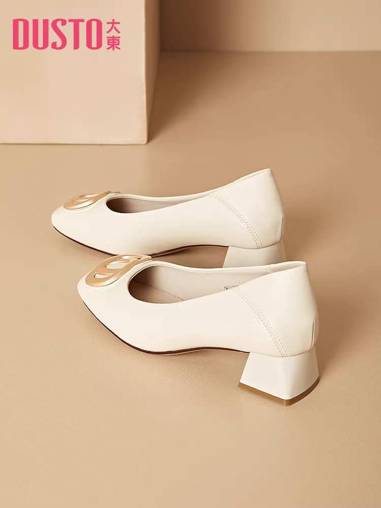 Giày nữ đế thô kiểu Dadong, khóa vuông RV, giày đơn mùa thu mới 2025, miệng nông, gót trung, giày đi làm, giày công sở