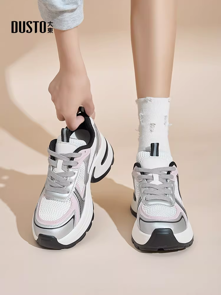 Giày thể thao bố màu bạc dành cho nữ, mẫu mới thu đông 2025, giày thể thao lưới thoáng khí đế dày tăng chiều cao.