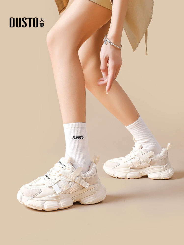 Giày bố đế dày dành cho nữ, kiểu dáng mới thịnh hành năm 2025, mùa thu đông, thoáng khí và mỏng nhẹ, tăng chiều cao, phù hợp phối cùng chân váy.