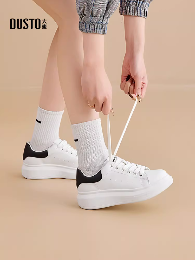 Giày thể thao đế dày Dadong dành cho nữ, giày học sinh mùa thu đông mới 2025, giày thể thao màu trắng phổ biến năm nay dành cho nữ.