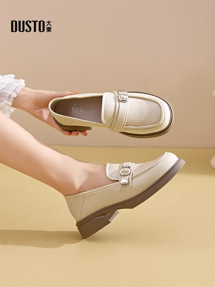 Giày da nhỏ kiểu Anh Dadong màu đen dành cho nữ 2025, mẫu mới mùa thu, kiểu lười, đế mềm, giày đơn, giày lười đế dày nữ