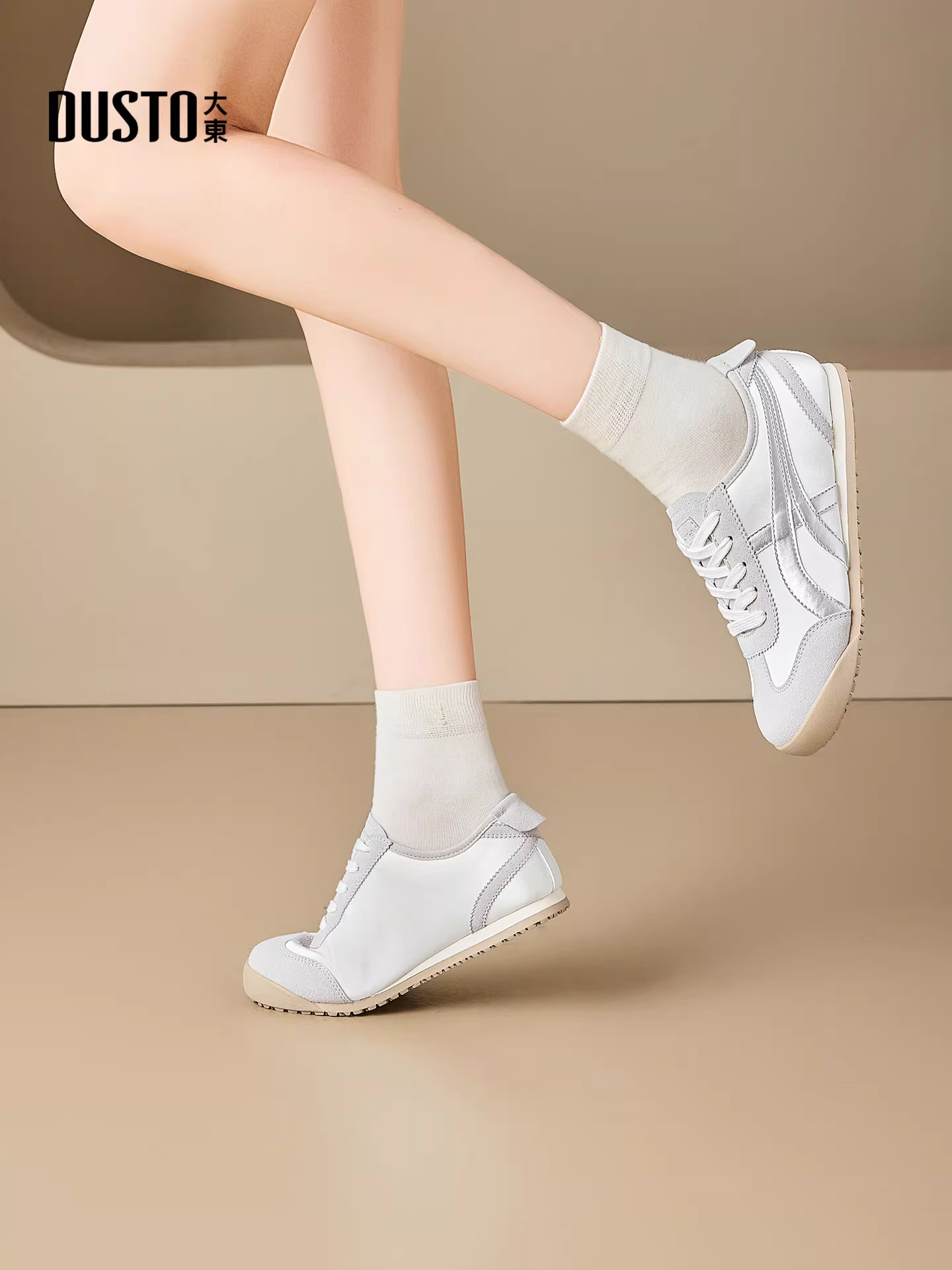 Giày tập luyện bạc Dadong dành cho nữ 2025 Mẫu mới Thu Đông Thời trang Giày thể thao đế mỏng phong cách thường ngày
