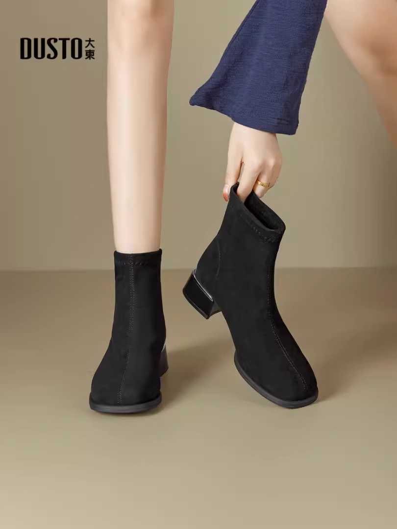 Giày bốt ngắn da lộn đen Dadong dành cho nữ, mùa thu đông 2025, kiểu dáng ôm sát, chất liệu thun, gót dày, kiểu Chelsea.