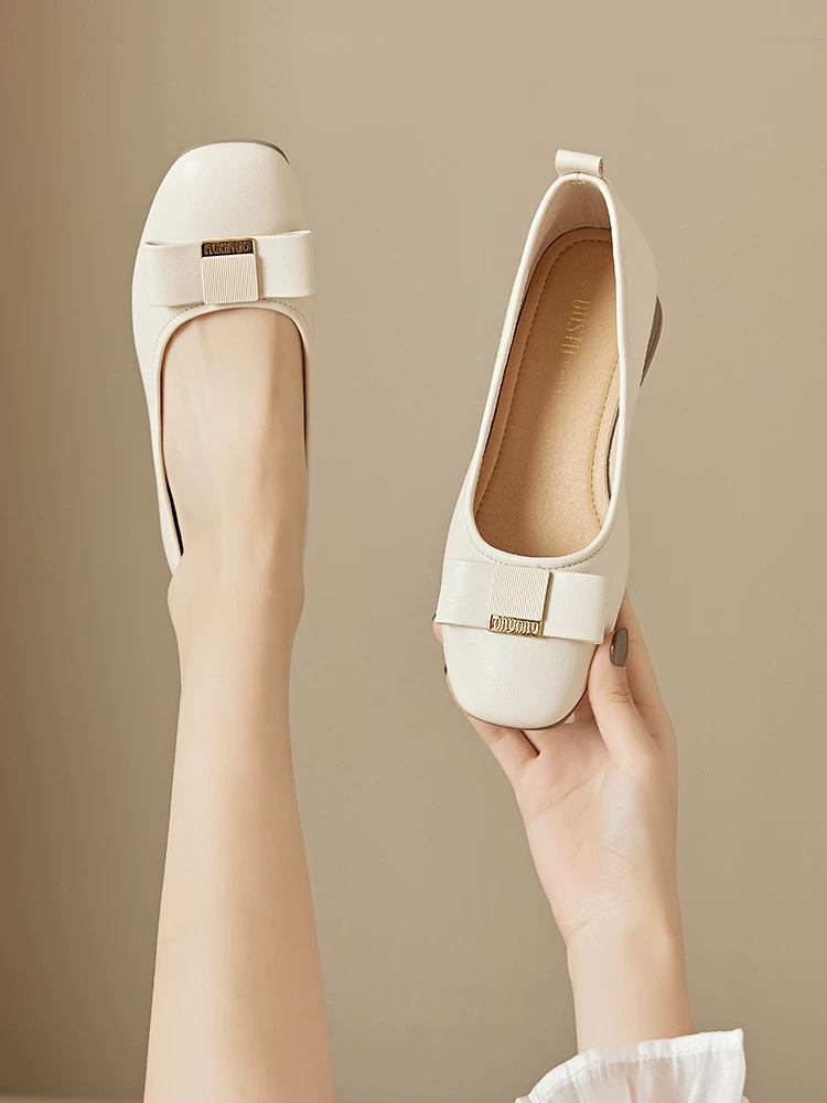 Giày lười nữ đế mềm mùa thu 2025, kiểu dáng mới, thích hợp đi làm, gót dày, thoải mái và không gây mỏi cho bàn chân.