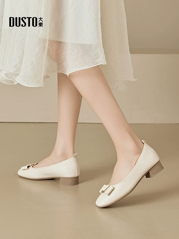 Giày lười nữ đế mềm mùa thu 2025, kiểu dáng mới, thích hợp đi làm, gót dày, thoải mái và không gây mỏi cho bàn chân.