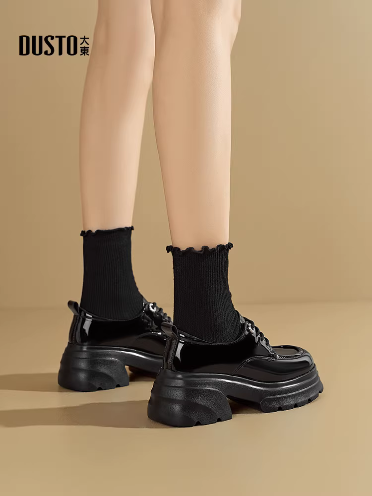 Giày lười nữ đế dày mùa thu đông 2025 kiểu Anh mới màu đen đa năng tăng chiều cao kiểu JK giày da nhỏ giày Oxford