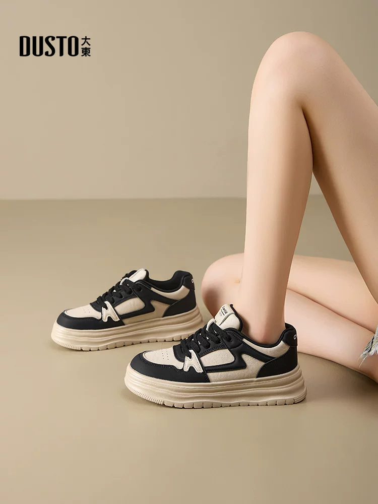 Giày thể thao nữ đế dày màu trắng phối cùng chân váy, giày mùa thu đông 2025 mới, giày thể thao thường ngày, giày lười.