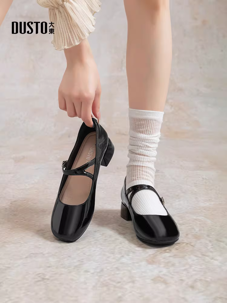 Giày nữ kiểu Pháp Dadong, mẫu mới thu đông 2025, giày Mary Jane gót vuông màu trắng, phối cùng chân váy, giày da nhỏ, giày dạ hội.