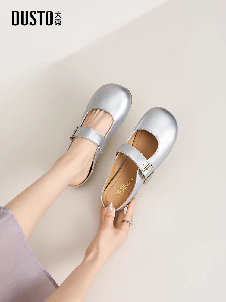 Dép lê nửa kín mũi Dadong dành cho nữ, mẫu mới hè 2025, kiểu Pháp, đế bằng, màu bạc, thanh lịch