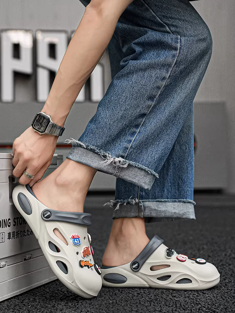 JEEP/Jeep dép đi trong nhà mùa hè mới dành cho nam, chống trơn trượt và chống mùi, dép đi bộ đường dài đế dày, guốc