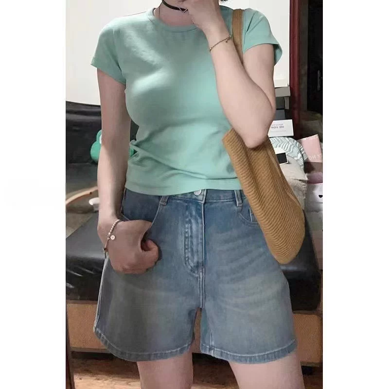 Quần short denim màu sáng cho nữ, kiểu dáng mỏng mùa hè, cỡ lớn, lưng cao, dáng rộng, dáng thon gọn, dáng chữ A, dáng thẳng, dáng ống rộng, quần short dài đến đầu gối.