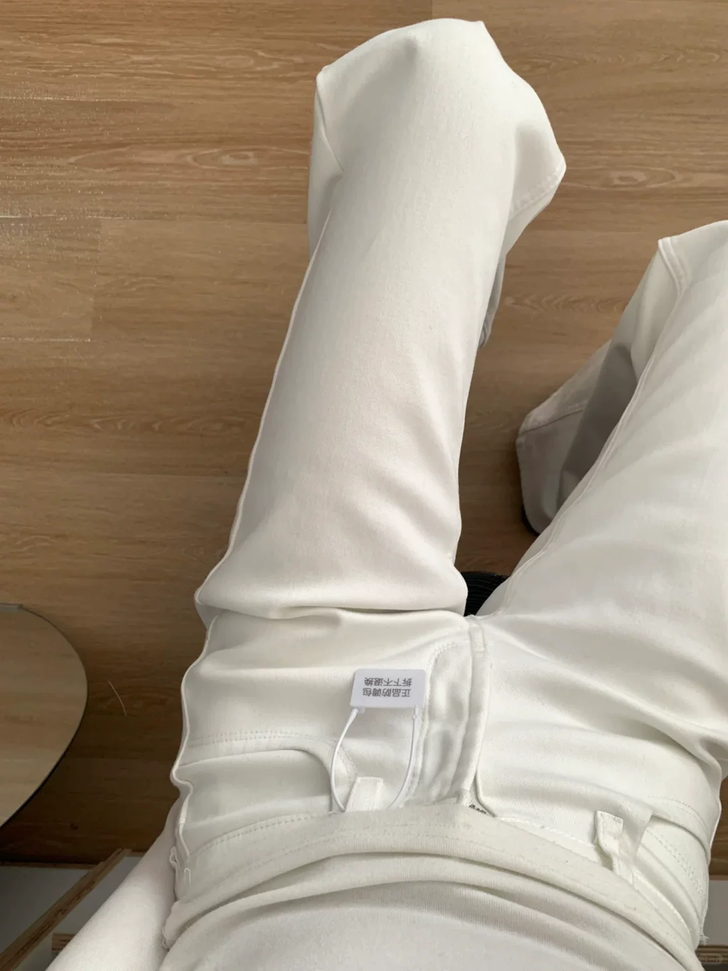 Quần jean ống đứng màu trắng dành cho nữ, phong cách đầu thu, cỡ lớn, lưng cao, co giãn, thon gọn, che hông, quần ống loe.