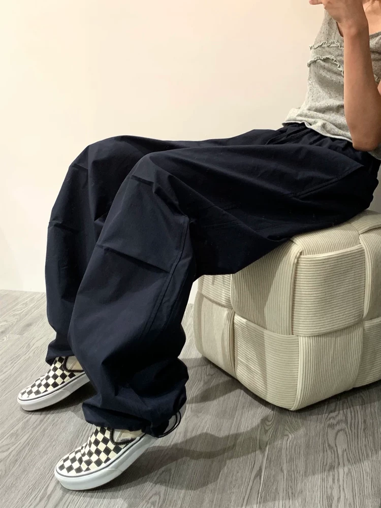 Quần cargo màu xanh hải quân kiểu Mỹ dành cho nữ, kiểu dáng mùa hè mới, cỡ lớn, lưng cao, dáng rộng, tôn dáng, quần thể thao ống rộng.