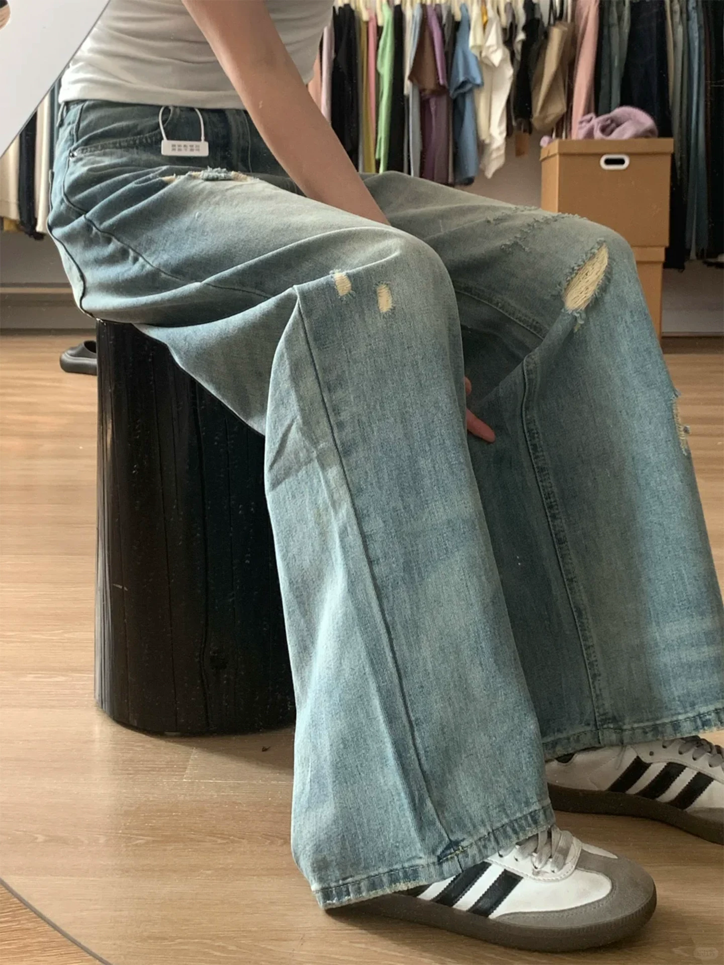 Quần jeans rách nữ, kiểu mới đầu thu 2025, size lớn, cạp cao, dáng rộng, tôn dáng, quần ống rộng thẳng, phong cách thường ngày