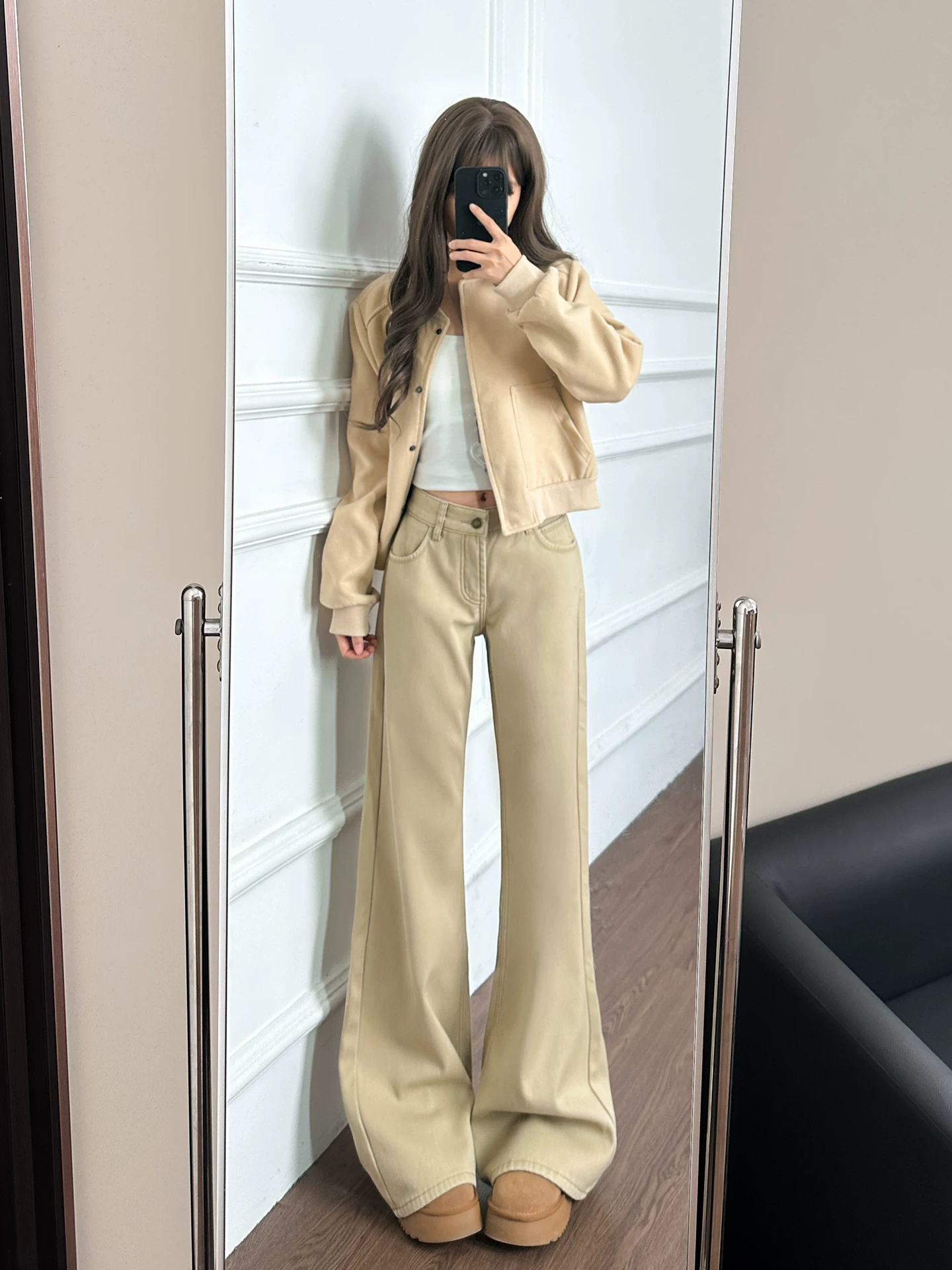 Quần jean ống loe màu kaki cho nữ, mùa thu đông, lót lông cừu, cỡ lớn, lưng cao, che hông, giảm béo, nhỏ nhắn, quần ống chuông