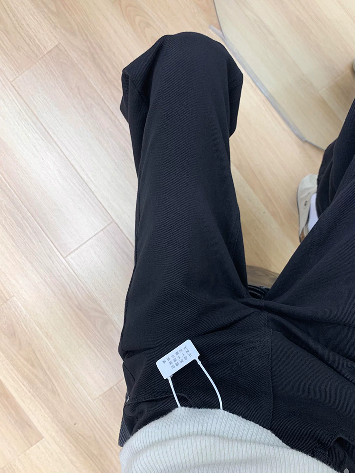 Quần jean ống rộng màu đen dành cho nữ, phong cách thu đông, lót lông cừu, cỡ lớn, cạp cao, tôn dáng, quần ống thẳng dài chạm sàn.