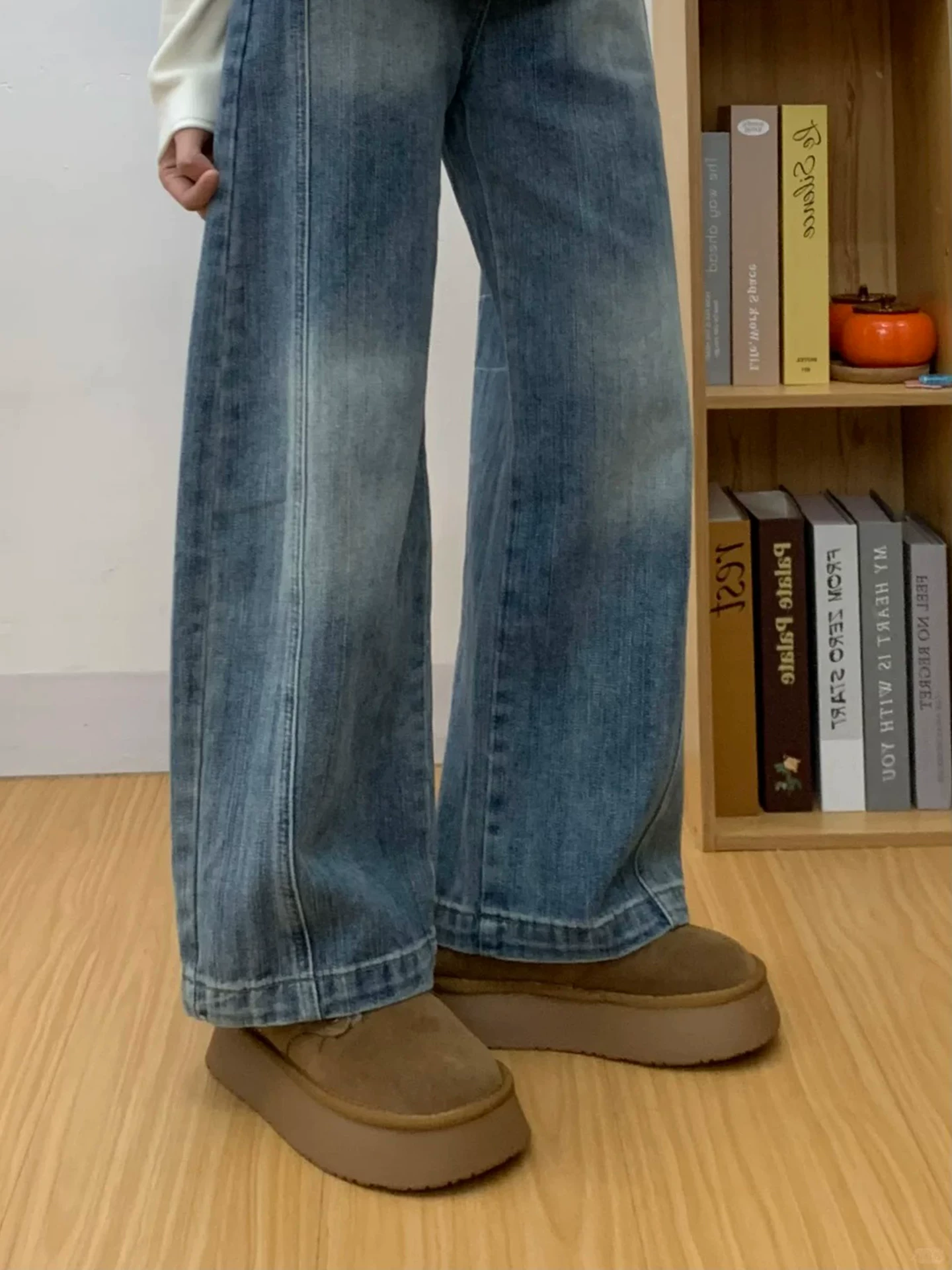 Quần ống rộng kiểu kiếm cổ điển dành cho nữ mùa thu 2025, size lớn, cạp cao, dáng rộng, tôn dáng, dành cho người có thân hình quả lê, kiểu dáng thẳng.