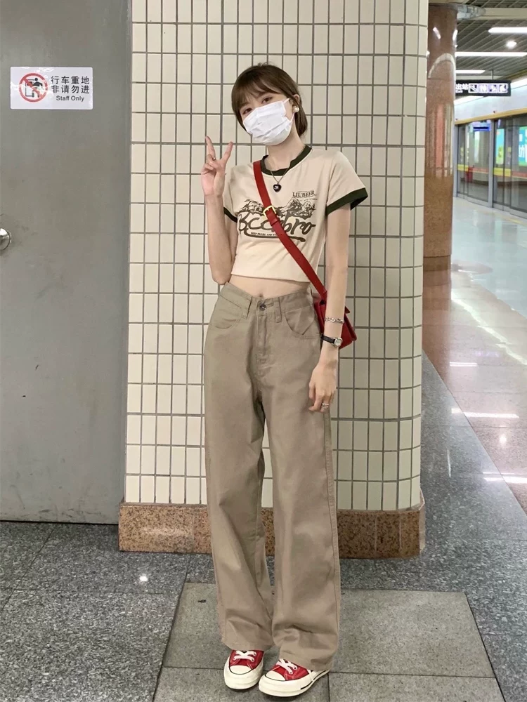 Quần jean ống đứng màu kaki cỡ lớn dành cho nữ, phong cách đầu thu, dáng quả lê, lưng cao, dáng rộng, quần ống rộng giúp giảm béo.