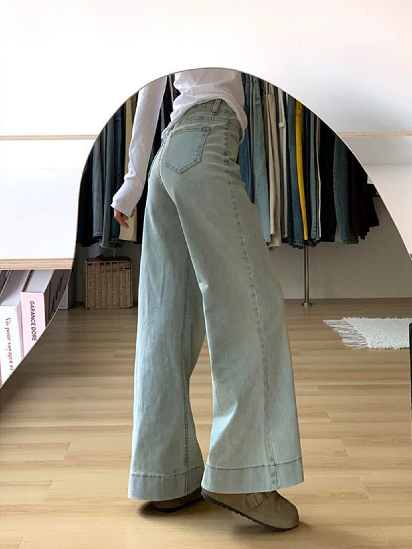 Quần jean ống loe thẳng màu sáng dành cho nữ, đầu thu, cỡ lớn, lưng cao, dáng rộng, co giãn, thon gọn, quần ống chuông nhỏ nhắn