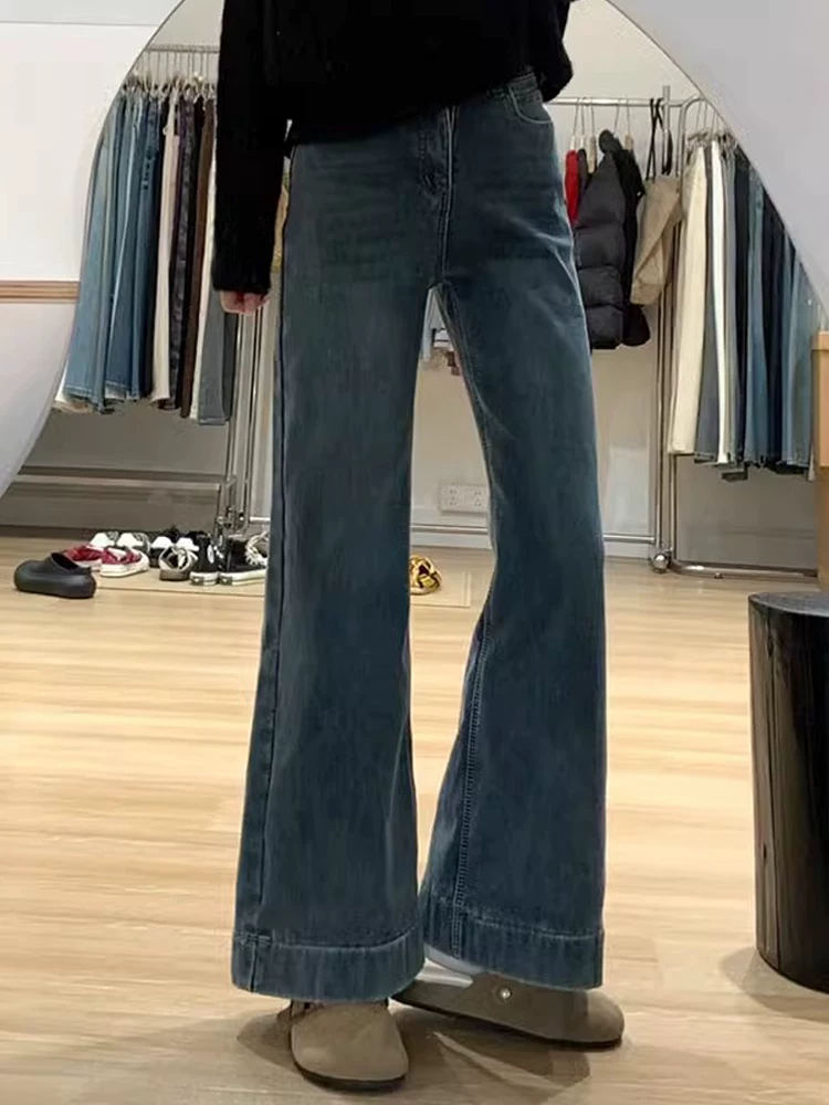 Quần jean xanh vintage dáng loe dành cho nữ, kiểu dáng mùa thu mới, cỡ lớn, lưng cao, dáng rộng, tôn dáng, quần ống loe thẳng.
