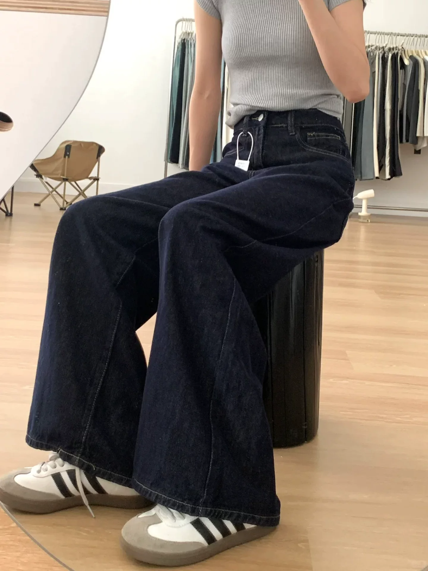 Quần jean ống rộng màu xanh đậm dành cho nữ, phong cách đầu thu, cỡ lớn, lưng cao, dáng rộng, tôn dáng, quần dài dáng chữ A thẳng dài.