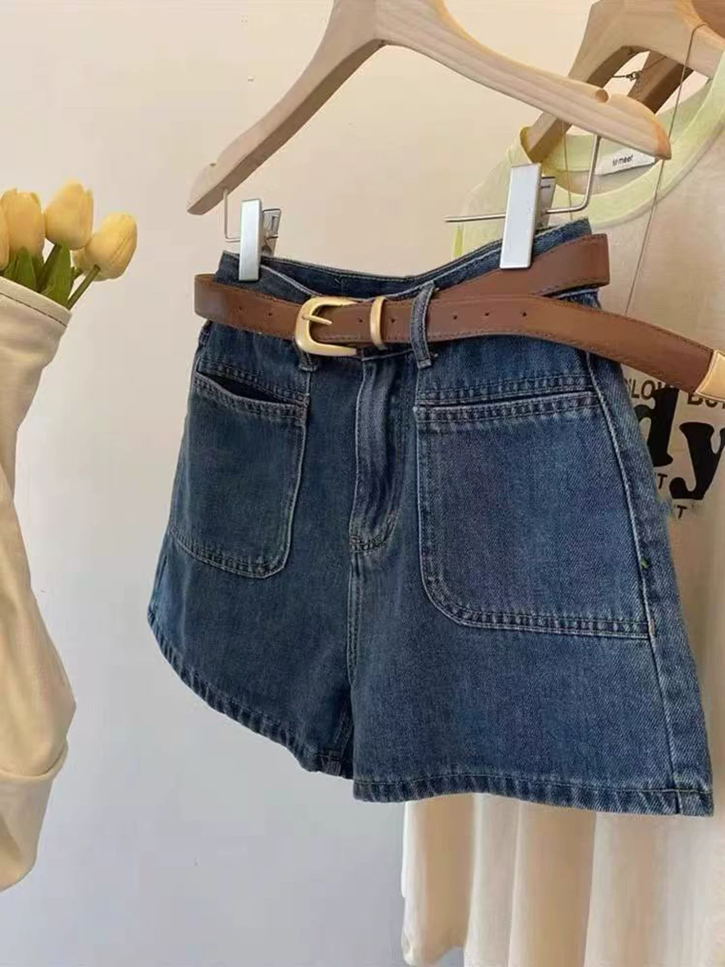 Quần short denim dáng A cổ điển dành cho nữ mùa hè 2025, size lớn, cạp cao, che hông, tôn dáng, kiểu dáng rộng, quần short ngắn