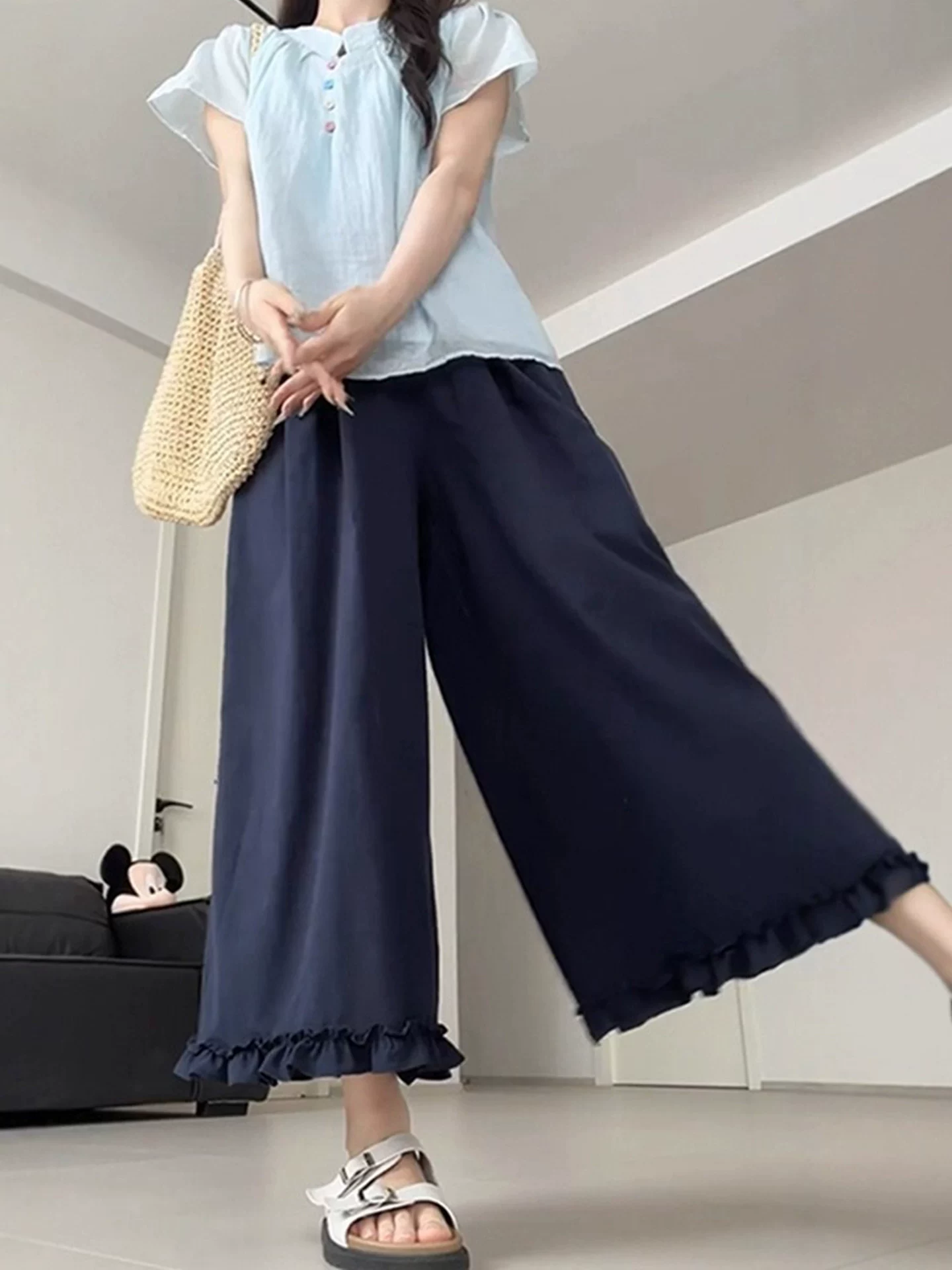 Quần ren màu xanh hải quân dành cho nữ, phong cách mùa hè, cỡ lớn, lưng cao, dáng rộng, thon gọn, quần ống rộng ngắn.