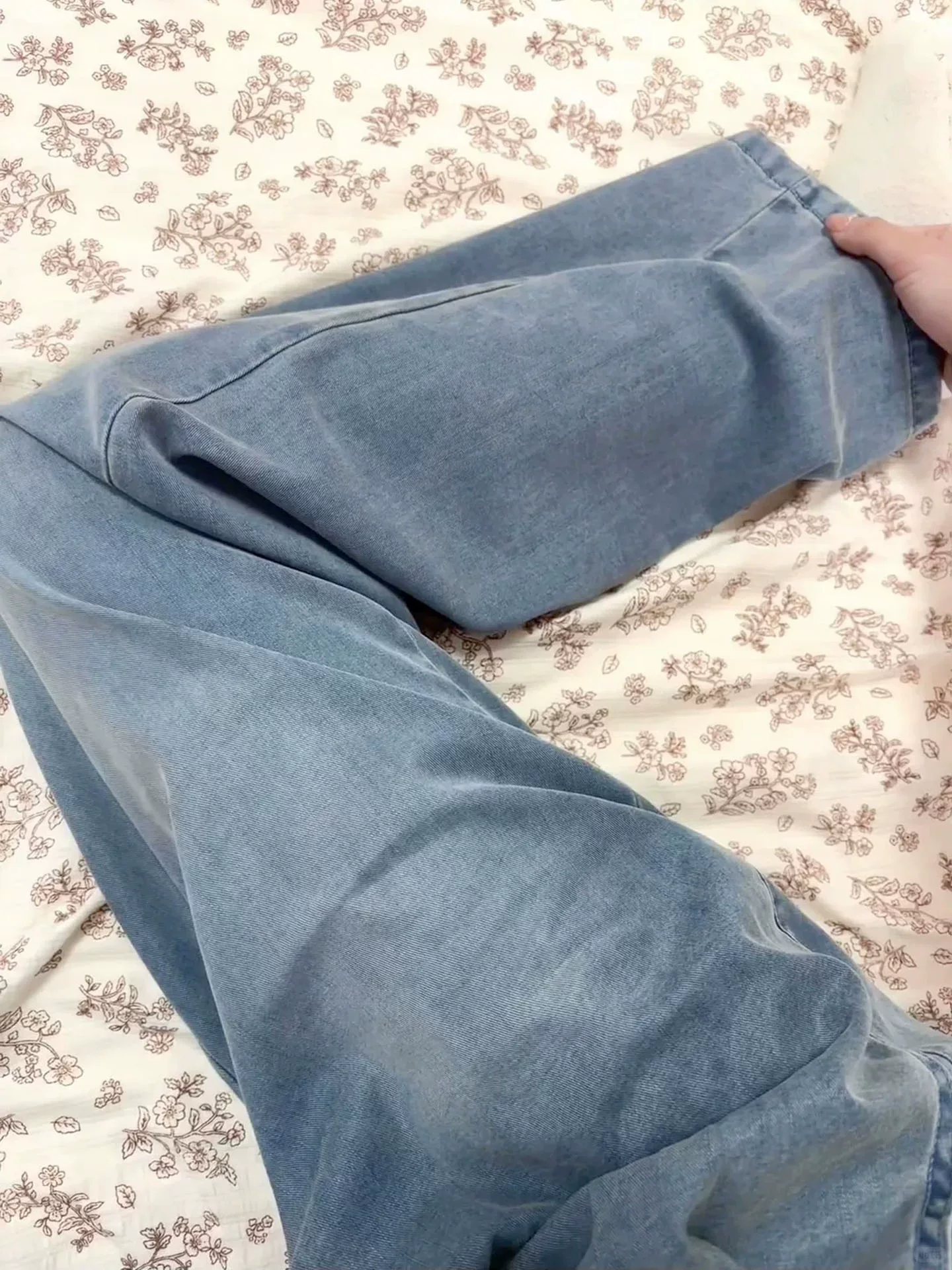 Quần jean lụa băng dành cho nữ, kiểu dáng mỏng mùa hè, cỡ lớn, lưng cao, dáng rộng, mềm mại, tôn dáng, nhỏ nhắn, quần ống rộng Tencel.