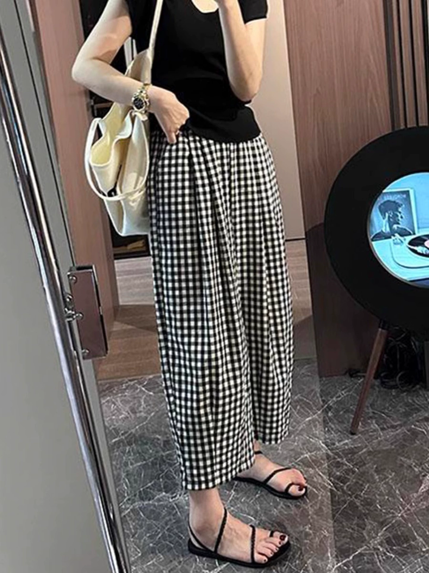 Quần kẻ sọc thường ngày dành cho nữ, kiểu dáng mỏng mùa hè, cỡ lớn, lưng cao, dáng rộng, che hông, giảm béo, quần bóng dáng rộng, quần ống rộng.