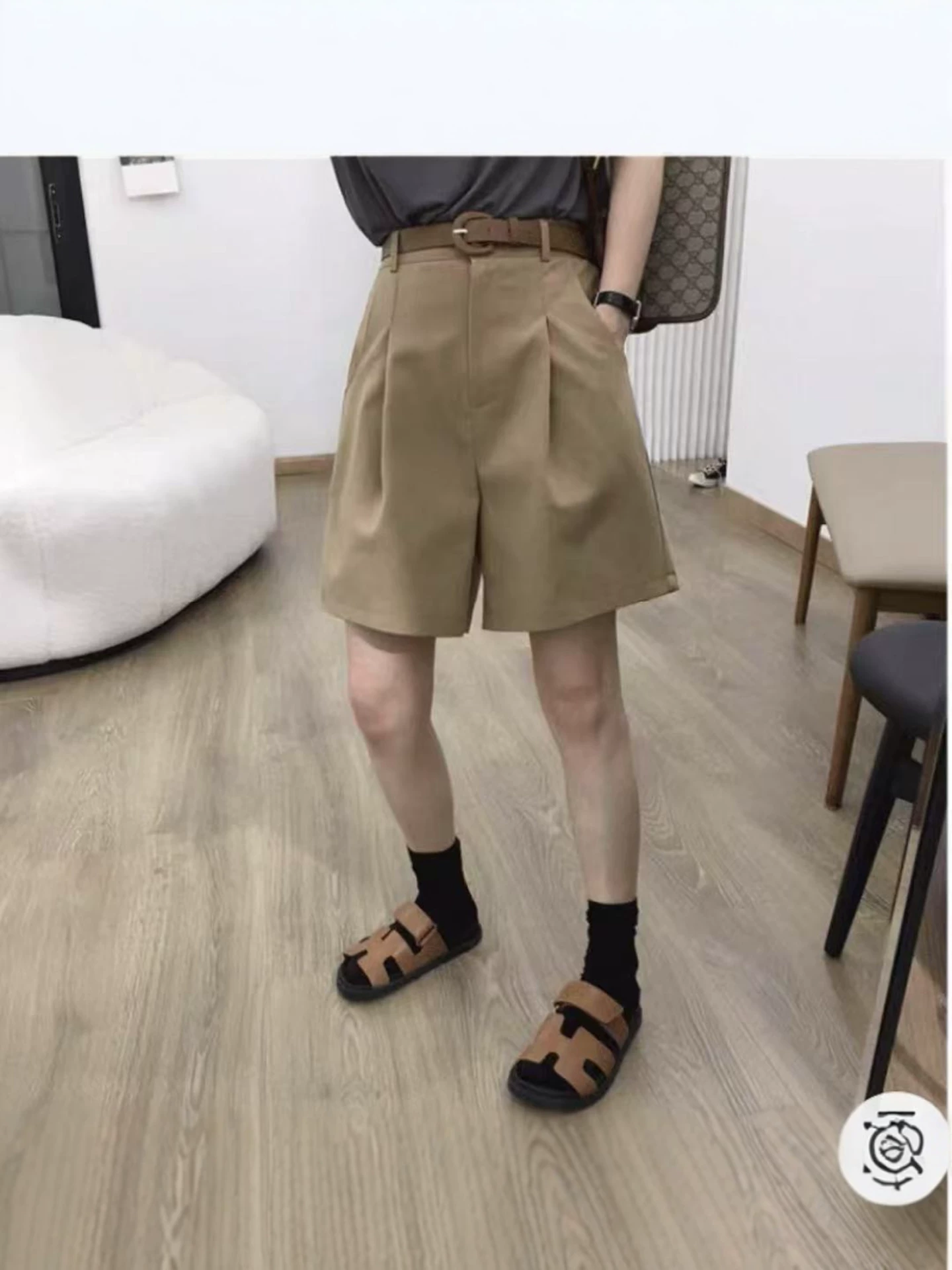 Quần short kaki thường ngày dành cho nữ, kiểu dáng mỏng mùa hè, cỡ lớn, lưng cao, che hông, dáng suôn, tôn dáng, quần short dài ngang đùi dáng rộng năm điểm.