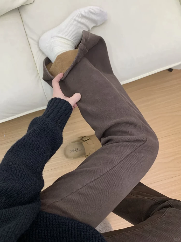 Quần jean ống loe thẳng dày dặn lót lông cừu màu nâu dành cho nữ, cỡ lớn mùa đông, cạp cao, co giãn, che hông, quần ống loe thon gọn