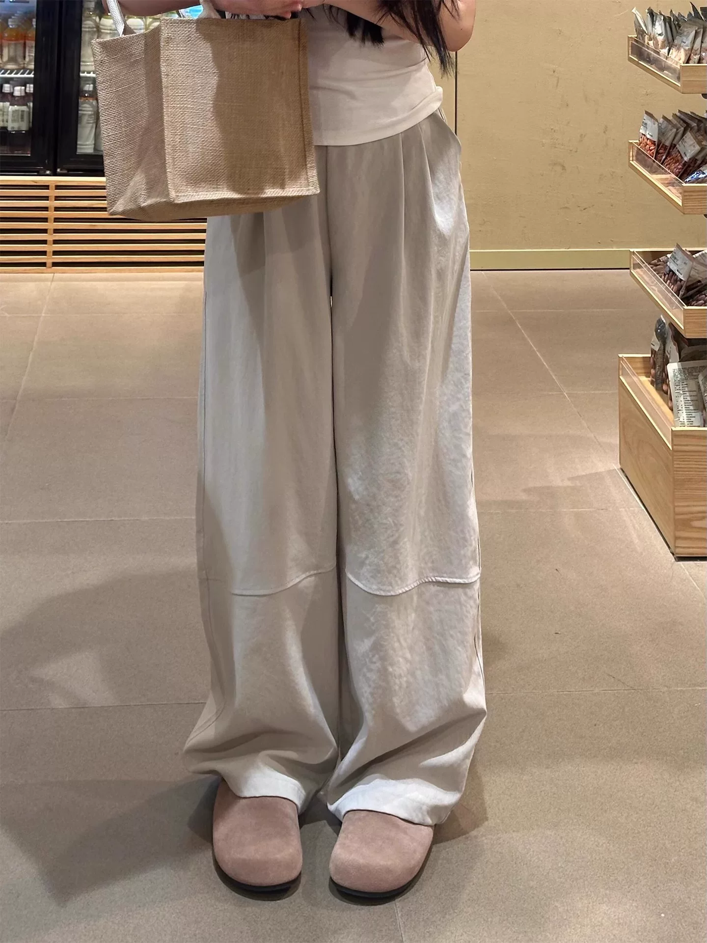 Quần cargo màu xám nữ mùa hè 2025, size lớn, cạp cao, dáng rộng, chất liệu mềm mại, tôn dáng, quần thể thao ống rộng