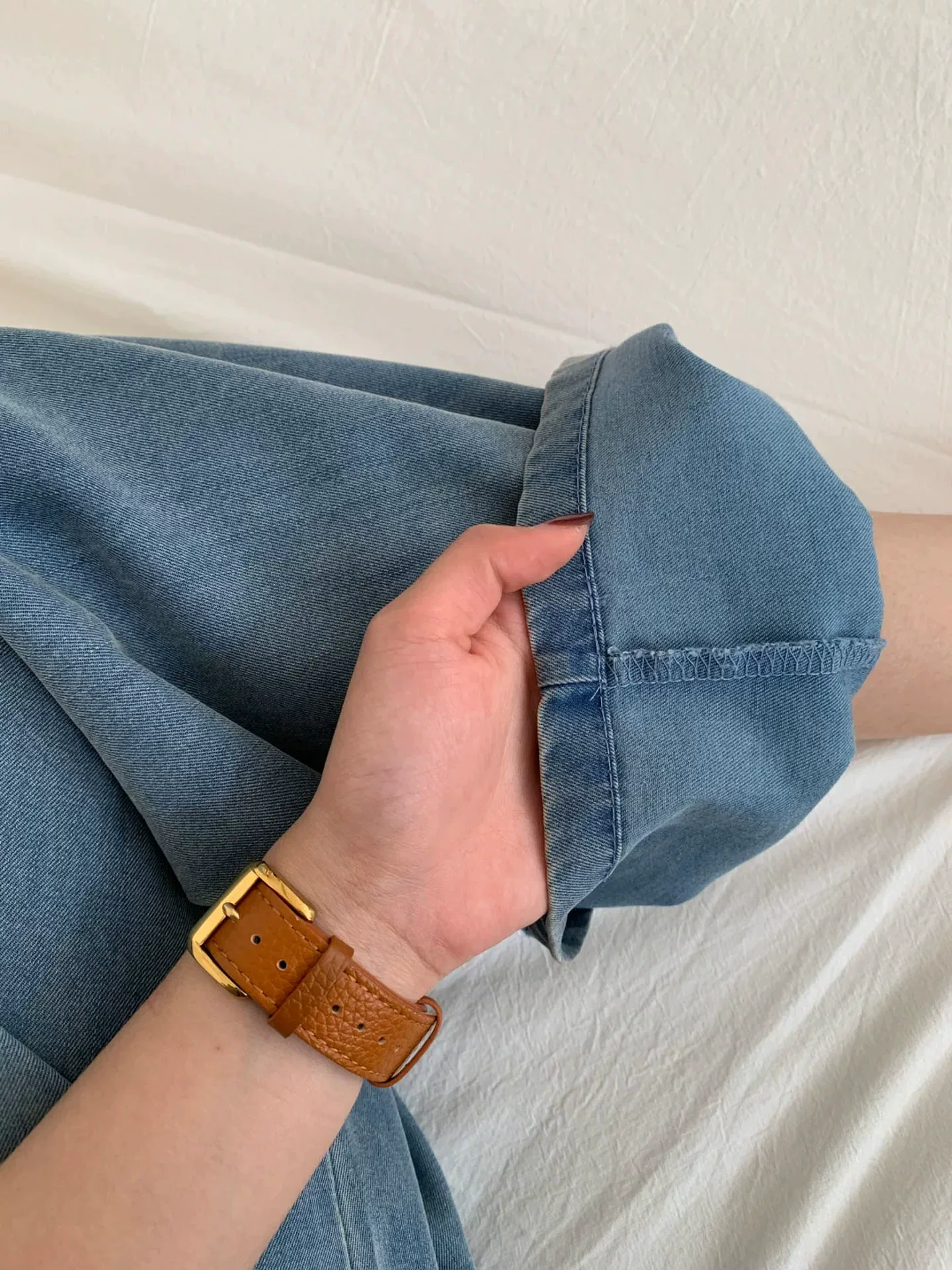 Quần jean thẳng Tencel nữ, hè 2025, kiểu dáng mỏng, size lớn, dáng nhỏ nhắn, cạp cao, tôn dáng, chất liệu lụa đá mềm mại