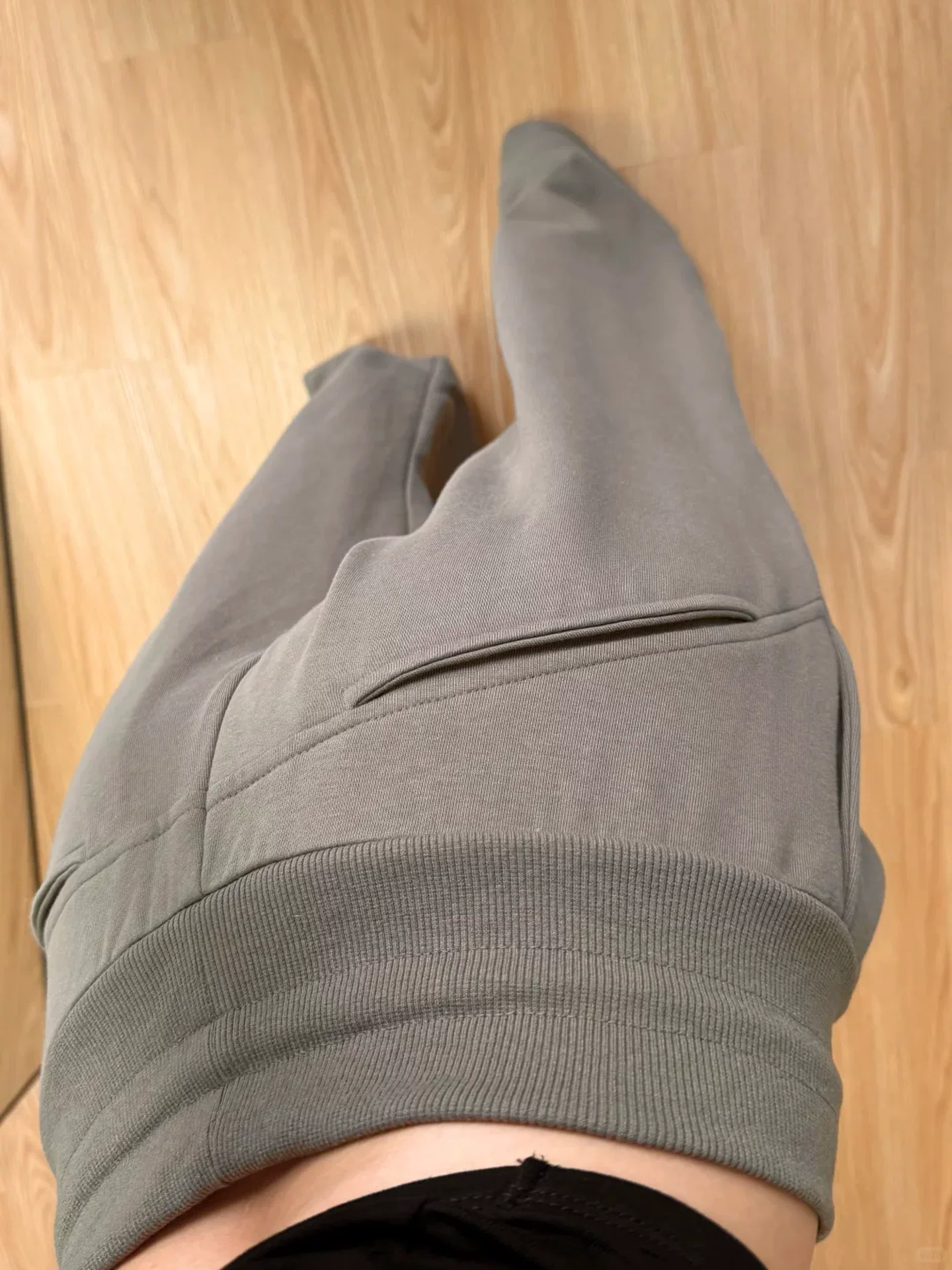 Quần thể thao giản dị kiểu Mỹ cổ điển dành cho nữ, phong cách mùa thu, cỡ lớn, lưng cao, dáng rộng, dáng suôn, quần ống rộng giúp thon gọn.