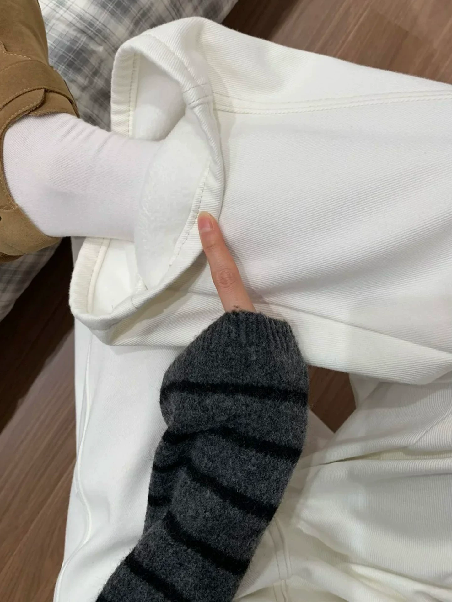 Quần jean ống rộng màu trắng dành cho nữ, mùa đông, cỡ lớn, lót lông cừu, dày dặn, cạp cao, dáng rộng, tôn dáng, dáng quả lê, quần ống thẳng