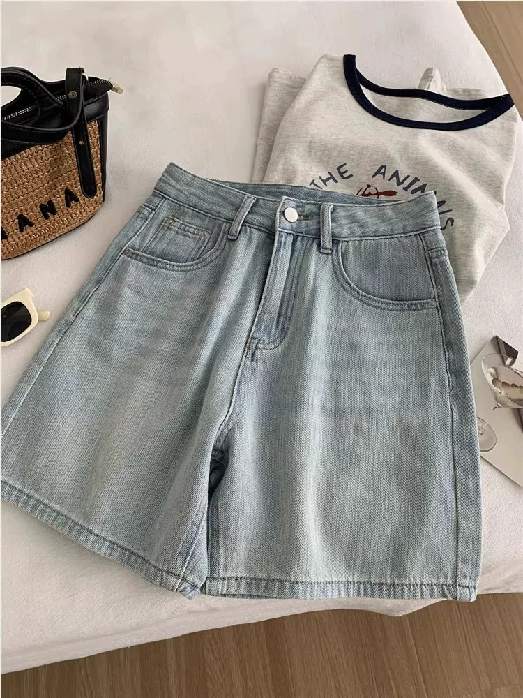 Quần short denim màu sáng dành cho nữ, cỡ lớn mùa hè, kiểu dáng rộng rãi lưng cao hợp thời trang, che hông, quần ống rộng chữ A tôn dáng.