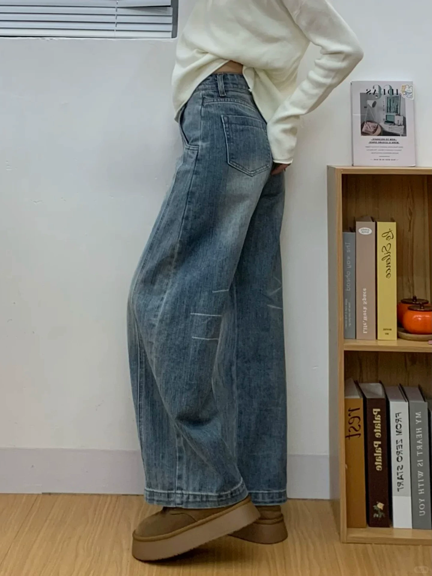 Quần ống rộng kiểu kiếm cổ điển dành cho nữ mùa thu 2025, size lớn, cạp cao, dáng rộng, tôn dáng, dành cho người có thân hình quả lê, kiểu dáng thẳng.