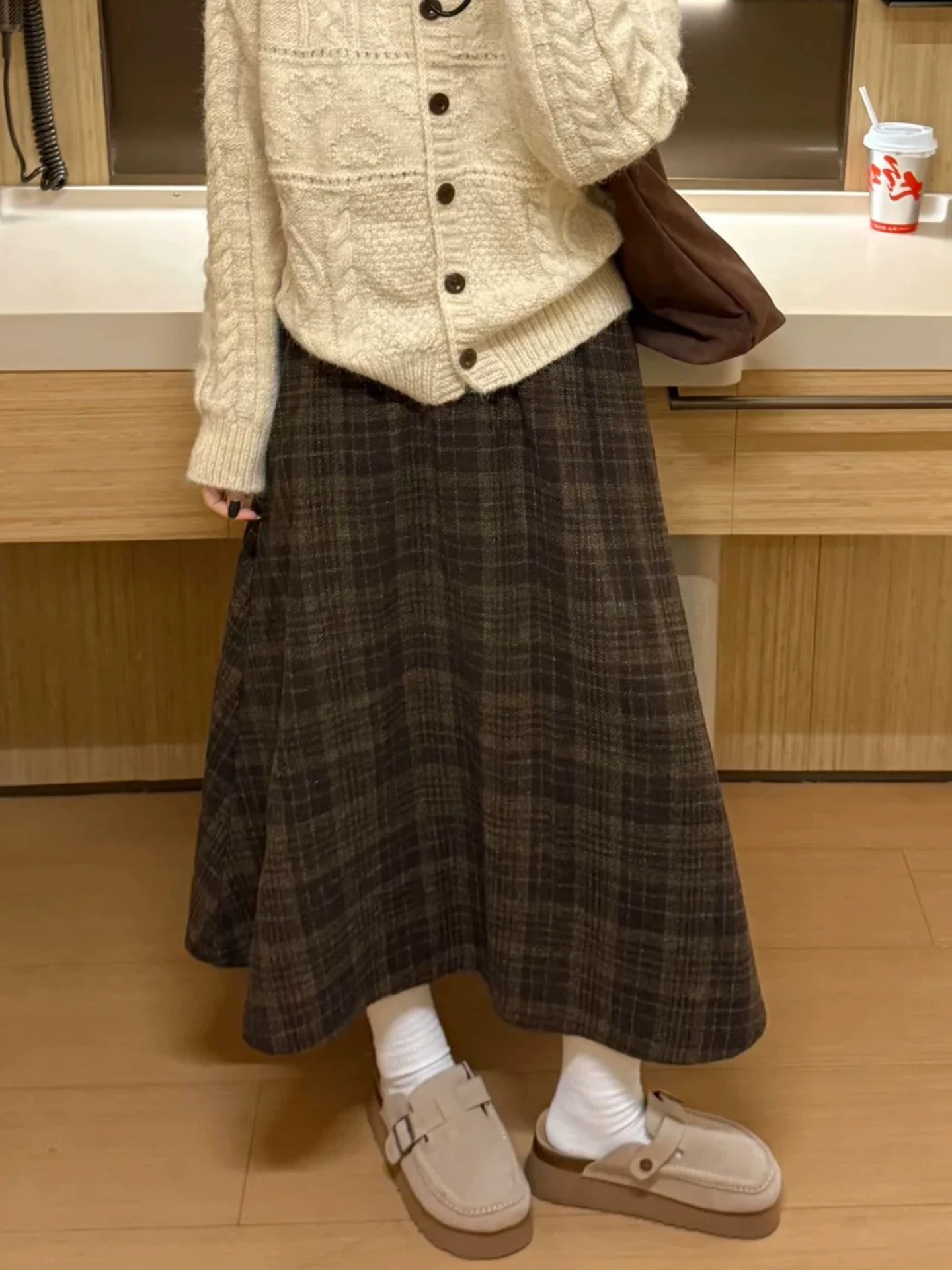 Váy len kẻ sọc cổ điển dành cho nữ mùa thu đông, cỡ lớn, eo cao, tạo dáng thon gọn, dáng quả lê, váy chữ A