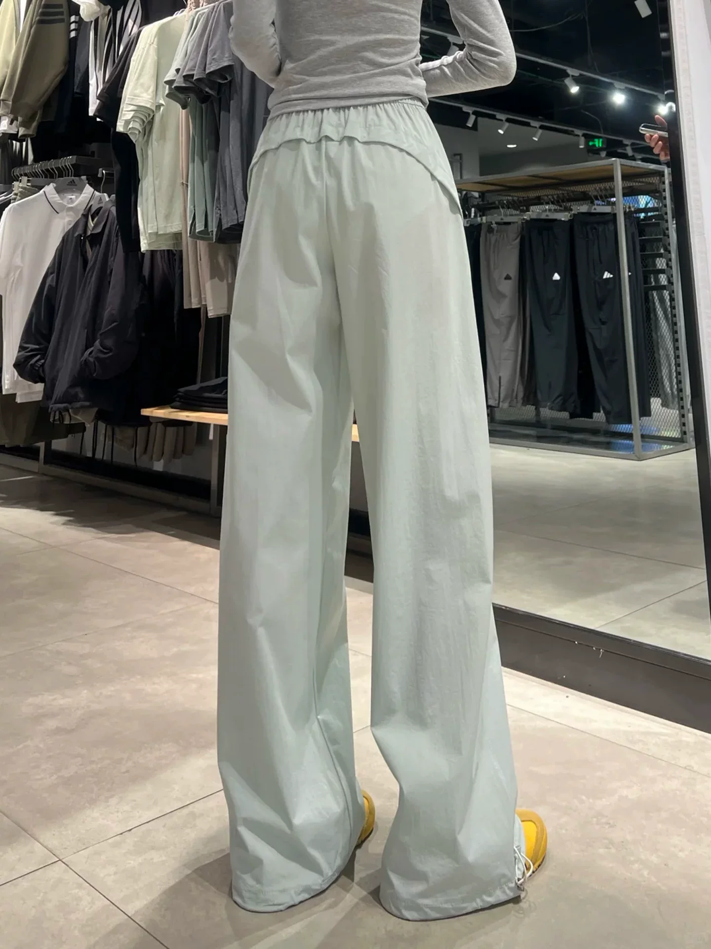 Quần cargo màu xanh dành cho nữ mùa hè 2025, chất liệu mỏng, size lớn, plus size, cạp cao, dáng rộng, tôn dáng, thẳng, phong cách thường ngày, thể thao, quần ống rộng