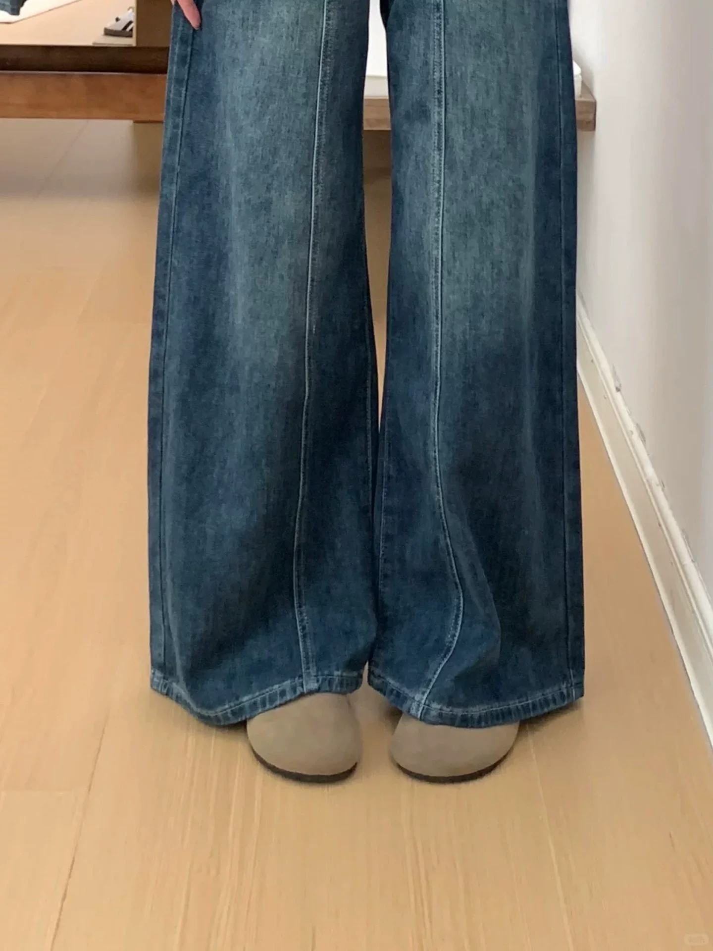 Quần jean ống rộng lưng cao màu xanh cổ điển dành cho nữ, mùa thu đông, cỡ lớn, lót lông cừu, dày dặn, rộng rãi, tôn dáng, ống thẳng, dài chạm sàn.