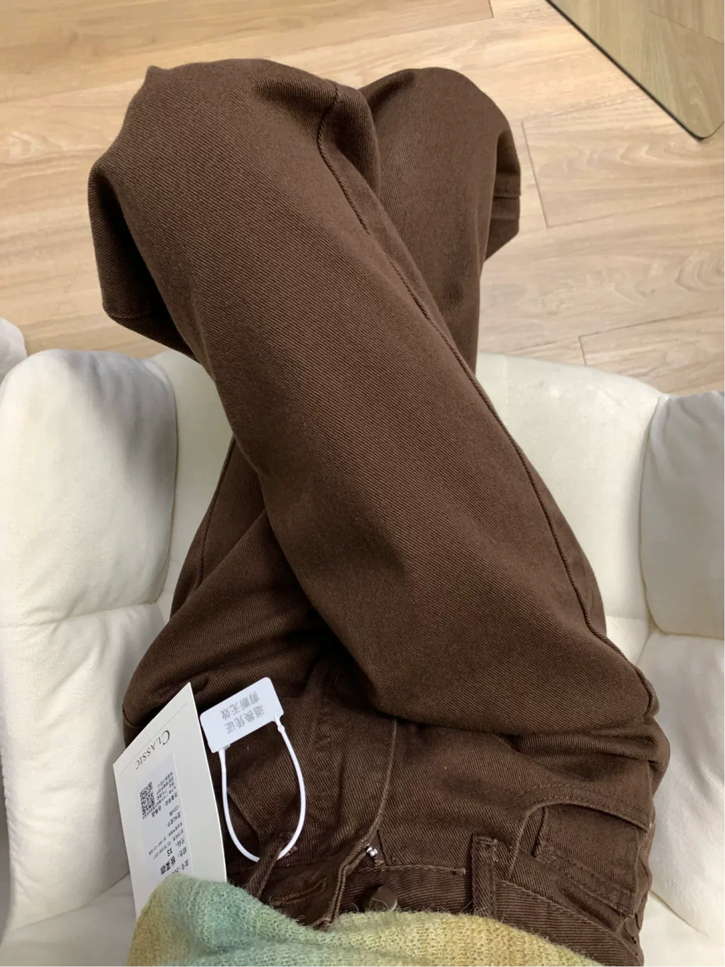 Quần jeans ống rộng màu nâu dành cho nữ có dáng quả lê, thu đông 2025, size lớn, cạp cao, dáng rộng, tôn dáng, quần ống thẳng